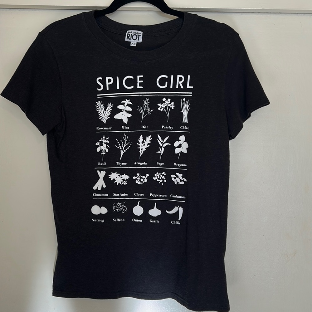 Graphic t-shirt for your garden lover